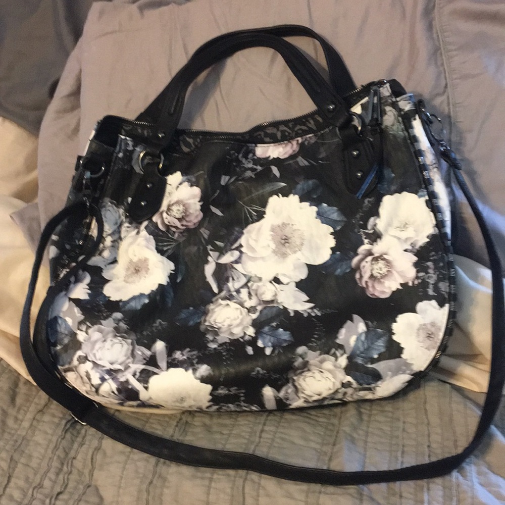 Jessica Simpson large floral purse